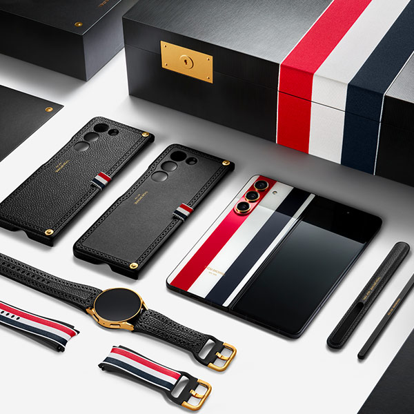 Galaxy Z Fold5 Thom Browne Edition